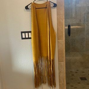Mustard fringe